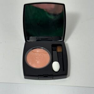 Chanel Ombre Essentielle Multi-Use Longwearing Eyeshadow ~ 822 ROSE IN HAND